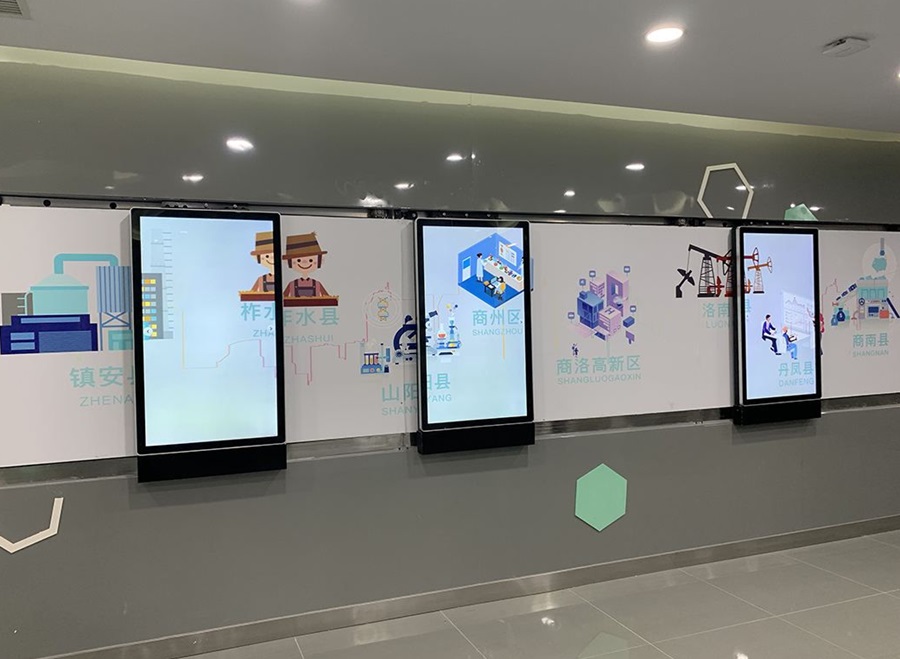 互動滑軌屏-蘇州好奇數(shù)字科技有限公司.jpg